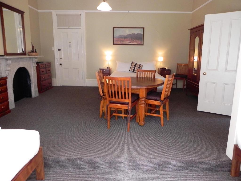 Moore Park Inn Armidale Room photo